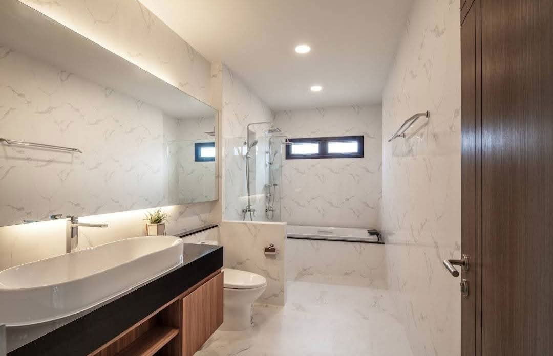 รูป ขายบ้านสวยทำเลทอง! สระว่ายน้ำส่วนตัว ห้วยใหญ่ พัทยา - รูปที่ 7/18