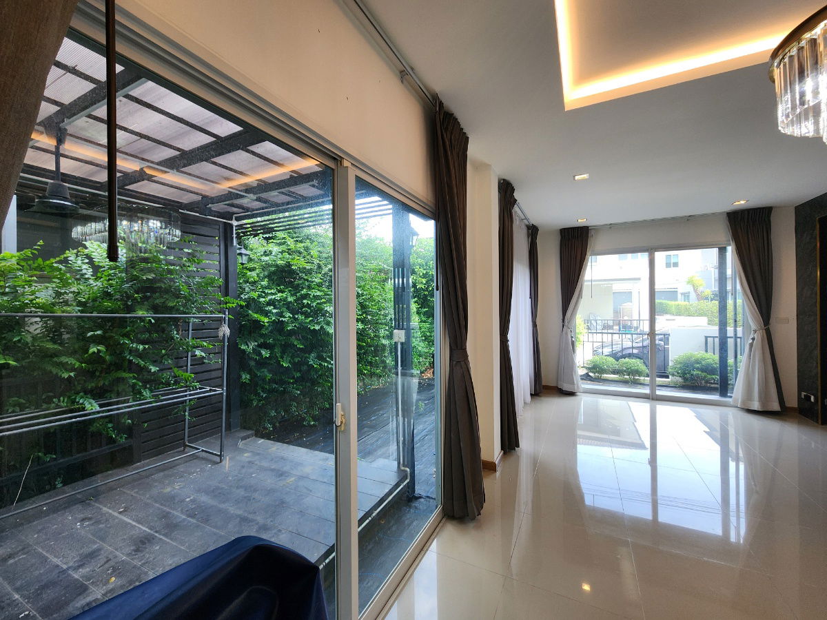 รูป ลดราคา**ขายบ้านเดี่ยว ใกล้โรงเรียนนานาชาติเด่นหล้า 5-7 นาที ในราคา 6.5 ล้านบาท(ราคาดีมาก)** 4 ห้องนอน 3 ห้องน้ำ 3 ที่จอดรถ มีส่วนกลางให้ใช้ - รูปที่ 61/77