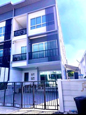เช่าทาวน์โฮม โรงเรียนนานาชาติร่วมฤดี วิทยาเขตอนุบาล : รร.วัดคู้บอน 600ม. 4นอน 3 น้ำ ถ.กาญจนาภิเษก MRT คู้บอน 2.7กม.ขาย-เช่าทาวน์โฮมหรู 3 ชั้น หลังมุม ติดถนนใหญ่ 350 ตร.ม. รามอินทรา-วงแหวน