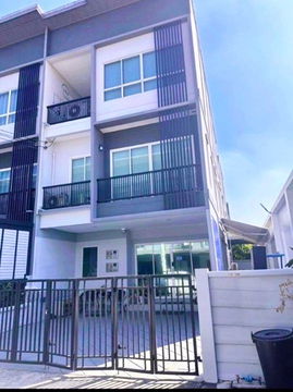 Wat Khubon School 600 m. Ramintra-Wongwaen Luxury 3-story townhouse MRT Khubon 2.7km. for rent
