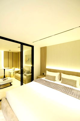 Condos for sale Rimping Supermarket : Condo for sale in a prime location: Srithana Condo 2, Huay Kaew, Nimmanhaemin. Tel. : 098-9690236 (Janny)