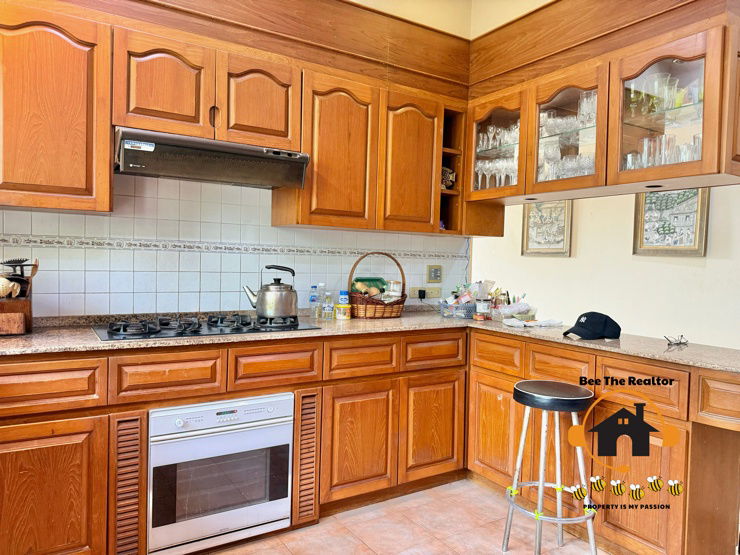 picture House  for Sale at Pheonix Golf & Country Club, Pattaya - 12/41