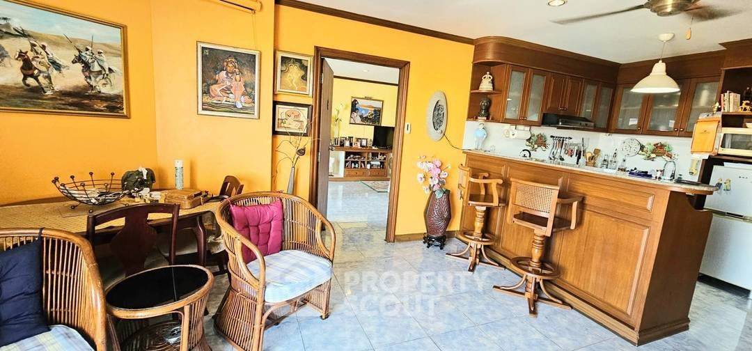 picture 1-BR Condo at View Talay 2 Condominium Jomtien close to Pattaya South (ID 2305084) - 6/10