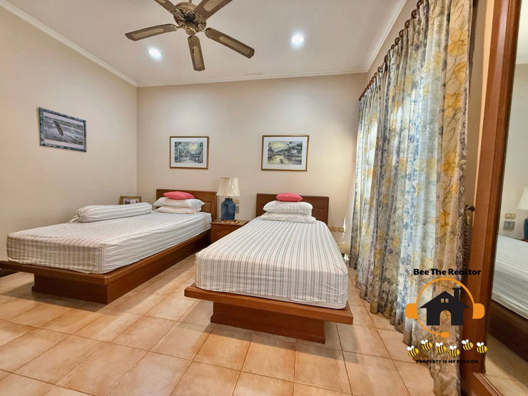 picture House  for Sale at Pheonix Golf & Country Club, Pattaya - 16/41