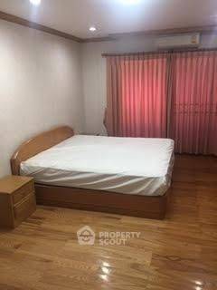 picture 2-BR Condo at Park Pleonjit Condominium near BTS Phloen Chit (ID 867794) - 12/12