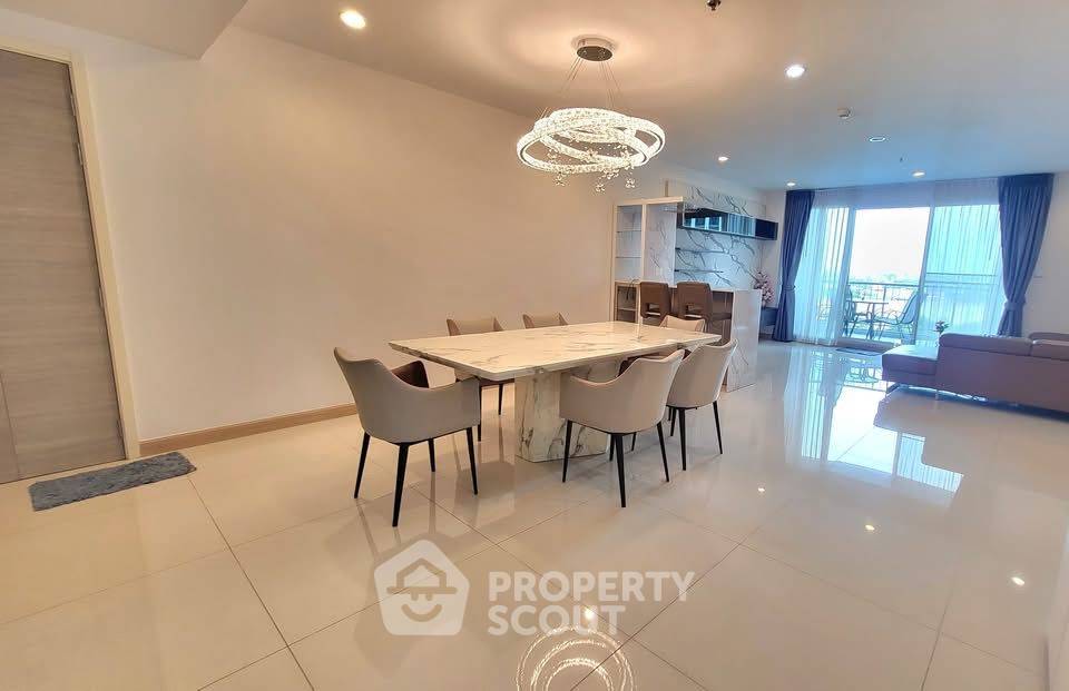 picture 3-BR Condo at Supalai Riva Grande close to Phra Ram 3 (ID 2307539) - 4/17