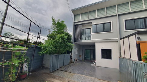 #บ้านให้เช่า ทาวน์โฮม 2 ชั้น มบ.ลภาวัล 23 ใกล้โรบินสัน ราชพฤกษ์  🐶🐱เลี้ยงสัตว์ได้✅️หลังมุม ใหญ่สุดในโครงการ ❤️ แอดไลน์   @194btrsr