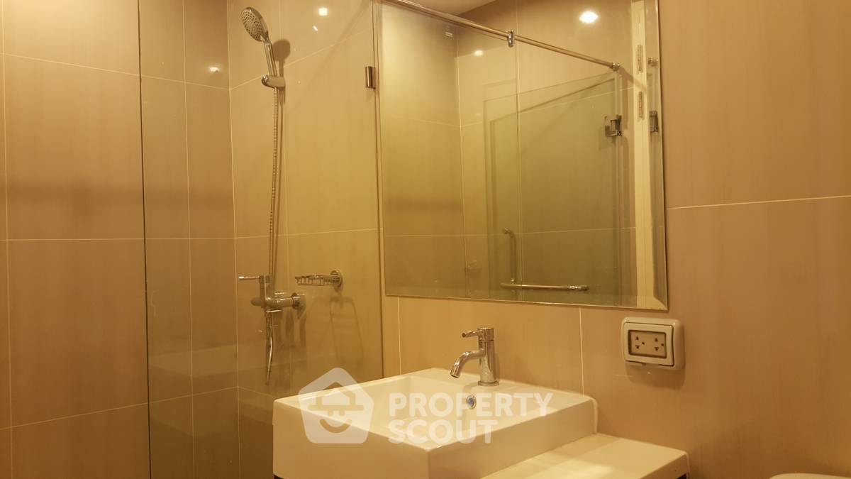 รูป คอนโด 1-ห้องนอน ที่ วิลล่า อโศก ใกล้ MRT เพชรบุรี (ID 883847) - รูปที่ 5/9