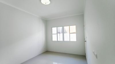 picture For sale: Single-storey townhouse, The Miracle Plus Setthakit-Klong Khru. Beautiful modern style home, priced under one million. - 4/7