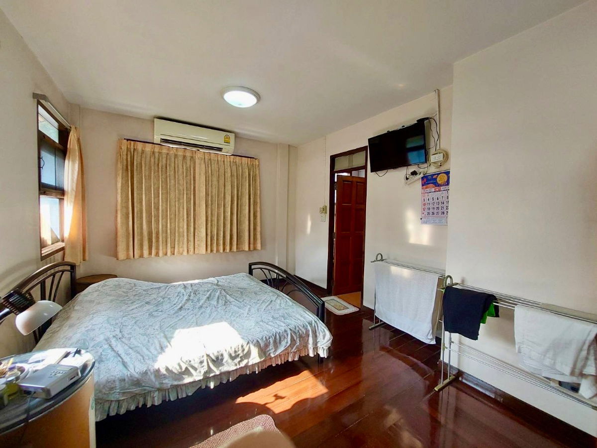 picture For Sale: 2-Storey Single House with Guest House – Seri Rama 9, Soi 58 Yaek 8 Perfect for a big family or those seeking comfort, privacy - 12/18