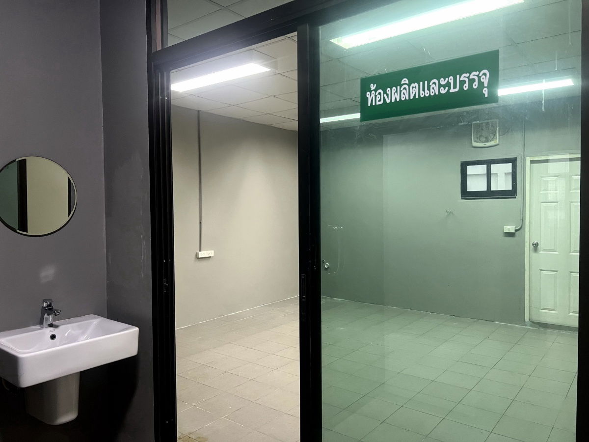 รูป ออฟฟิศ 4 ชั้น ทำเลทอง รามคำแหง 53 หรือลาดหร้าว 112 (Chic District) ขายเพียง 6ล้าน (ราคาซื้อโครงการ9.5ล.) - รูปที่ 16/16