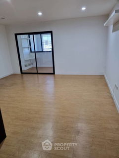 1-BR Condo at The Winning Tower near ARL Ramkhamhaeng (ID 2013723)