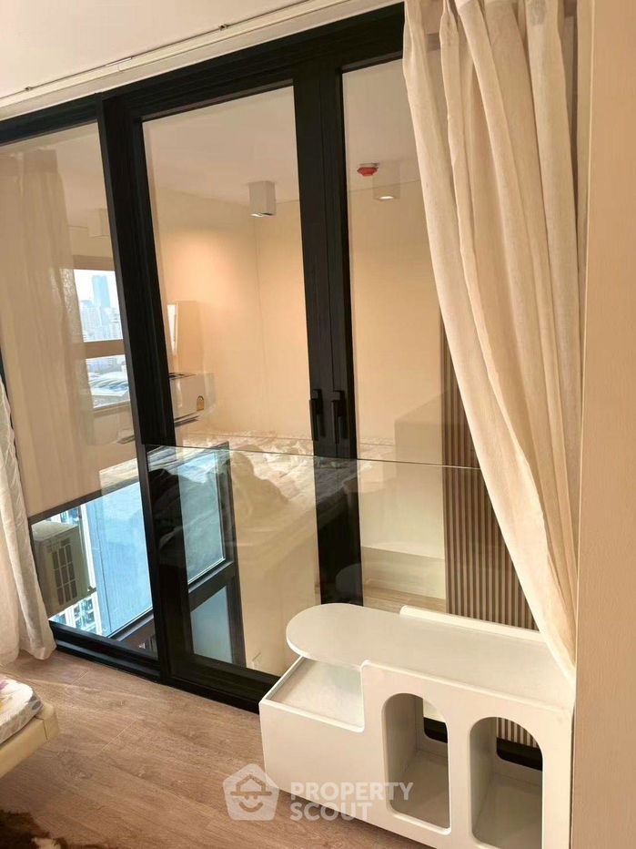 picture 2-BR Condo at Ideo Rama 9 - Asoke near MRT Phra Ram 9 (ID 2305562) - 3/7