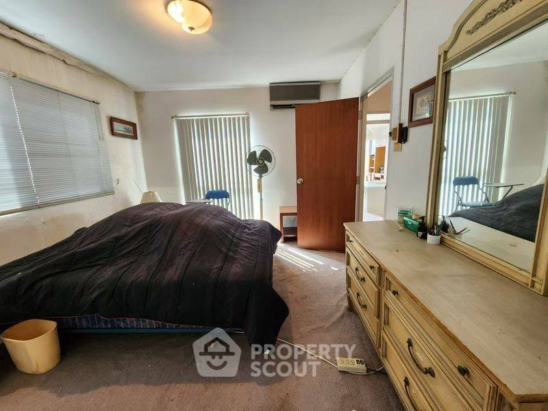 picture 3-BR Condo at Jomtien Yacht Club 1 close to Pattaya (ID 2307933) - 10/16