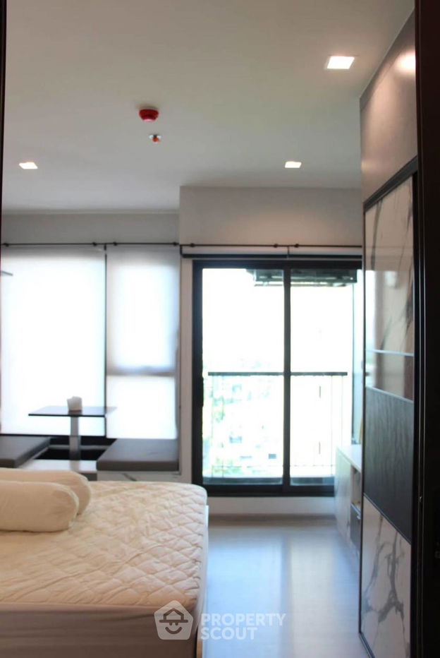 picture Studio Condo at Life Sukhumvit 62 near BTS Bang Chak (ID 2307790) - 5/14