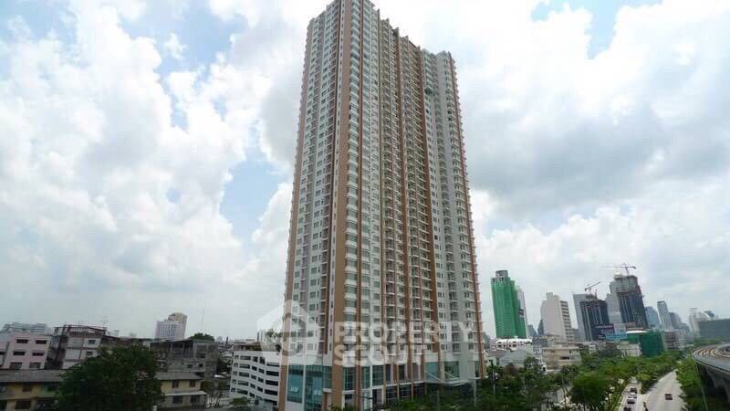 รูป คอนโด 1-ห้องนอน ที่ วิลล่า สาทร ใกล้ BTS กรุงธนบุรี (ID 513274) - รูปที่ 2/13