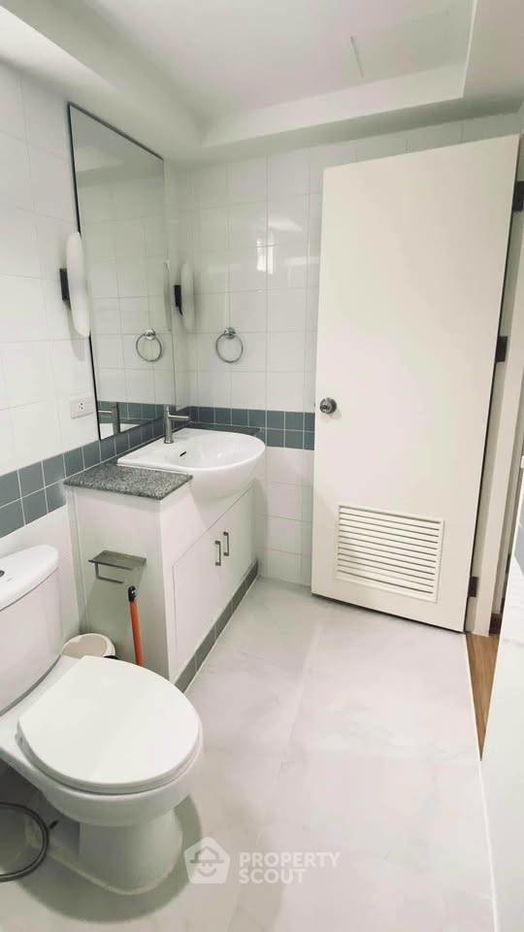 picture 1-BR Condo at Plus 38 Hip Condominium near BTS Thong Lor (ID 1979897) - 14/14
