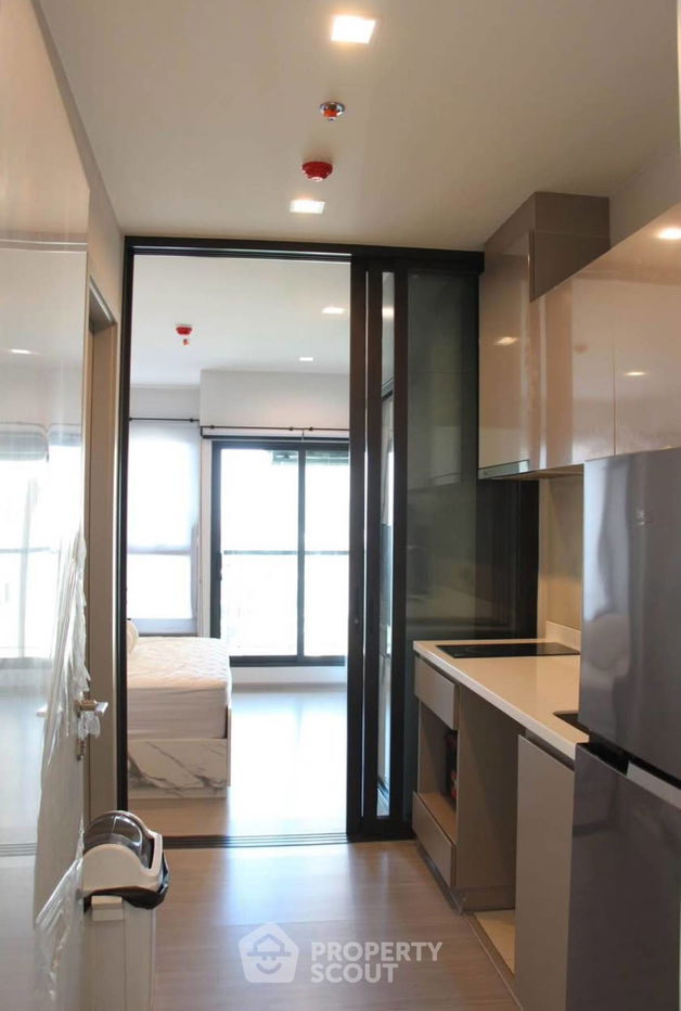 picture Studio Condo at Life Sukhumvit 62 near BTS Bang Chak (ID 2307790) - 3/14