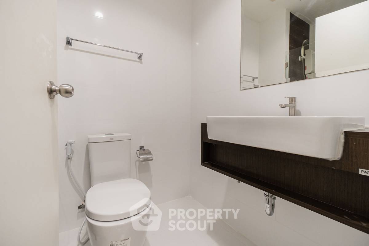 picture 1-BR Condo at A Space Me Sukhumvit 77 in Suan Luang (ID 2305279) - 13/15
