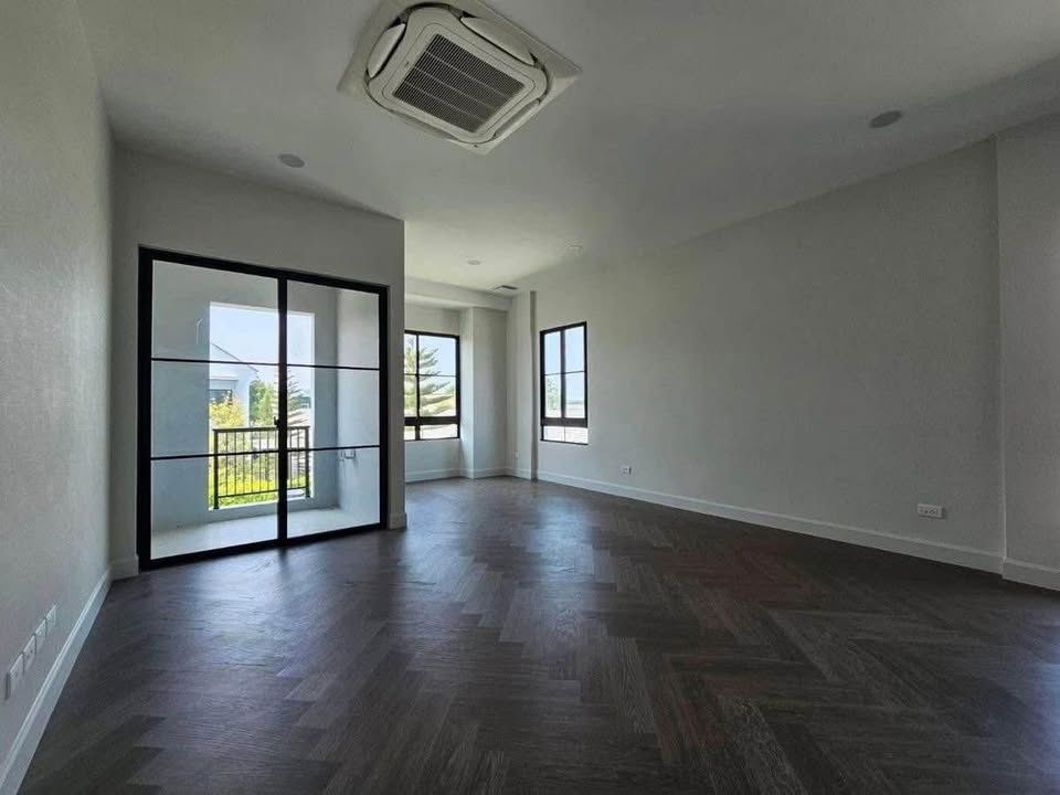 picture For rent, the newest luxury detached house in the Nantawan Pinklao-Kanchana project, Super luxury 2 floors. - 12/26