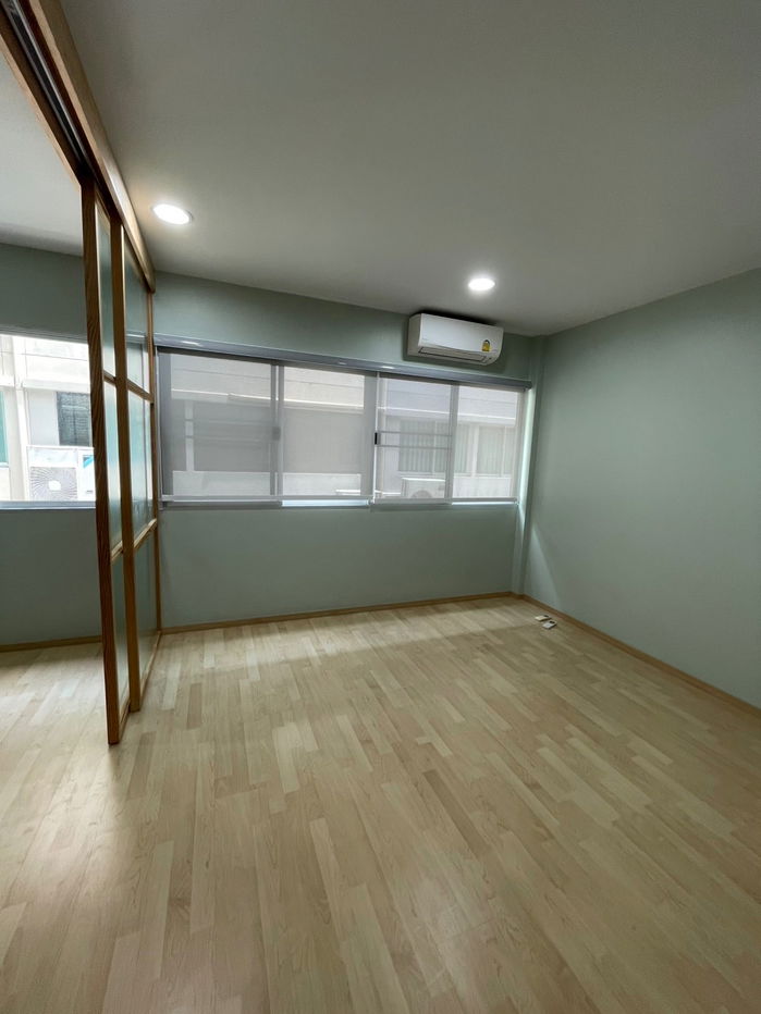 รูป ให้เช่า Townhome Noble Cube พัฒนาการ 3 นอน ใกล้สวน เพียง 15 นาที ถึง ทองหล่อ - รูปที่ 10/18