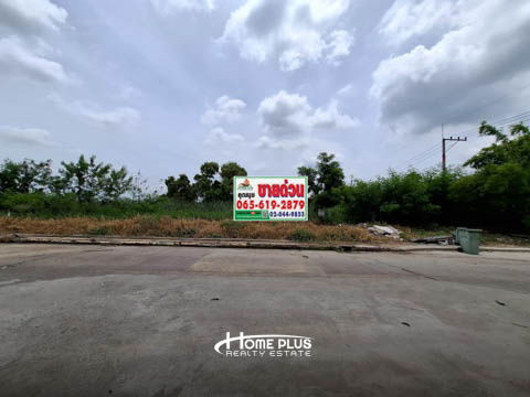 ที่ดินหน้าหมู่บ้านการ์เด้นลากูน่า Lake Garden Home ตำบลคลองหลวงแพ่ง ฉะเชิงเทรา (แปลงมุม)