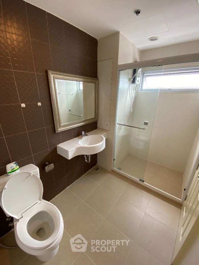 picture 2-BR Condo at Thana Arcadia Charansanitwong near MRT Bang Yi Khan (ID 1398608) - 8/12