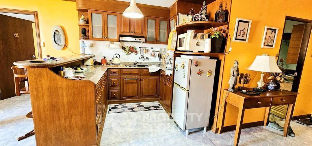 picture 1-BR Condo at View Talay 2 Condominium Jomtien close to Pattaya South (ID 2305084) - 8/10
