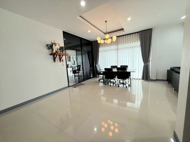 รูป ขายบ้านเดี่ยวชั้นเดียว ขนาด 85 ตร.วา โซนมาบตาพุด หมู่บ้านสายลมเย็น พาราไดซ์


 - รูปที่ 6/10