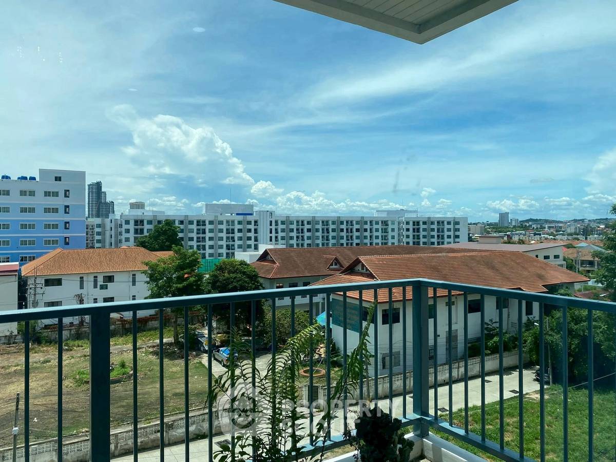 picture 1-BR Condo at Diamond Suites Resort close to Pattaya South (ID 2306181) - 5/17