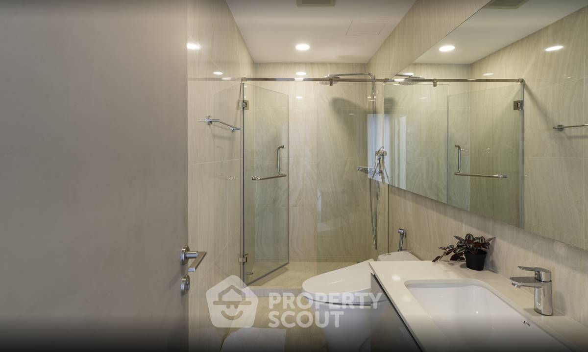 picture 2-BR Condo at Chewathai Residence Thonglor close to Thong Lo (ID 2307276) - 7/9