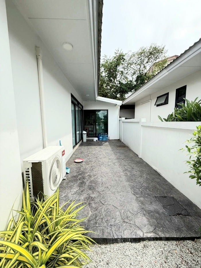 รูป ขายบ้านเดี่ยวชั้นเดียว ขนาด 85 ตร.วา โซนมาบตาพุด หมู่บ้านสายลมเย็น พาราไดซ์


 - รูปที่ 4/10