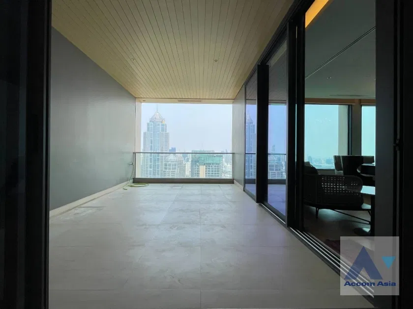 รูป 🔼🔽 AccomA 📩 Penthouse,Big Balcony 3 BR Condominium @Sindhorn Residence (AA44598) - รูปที่ 5/15