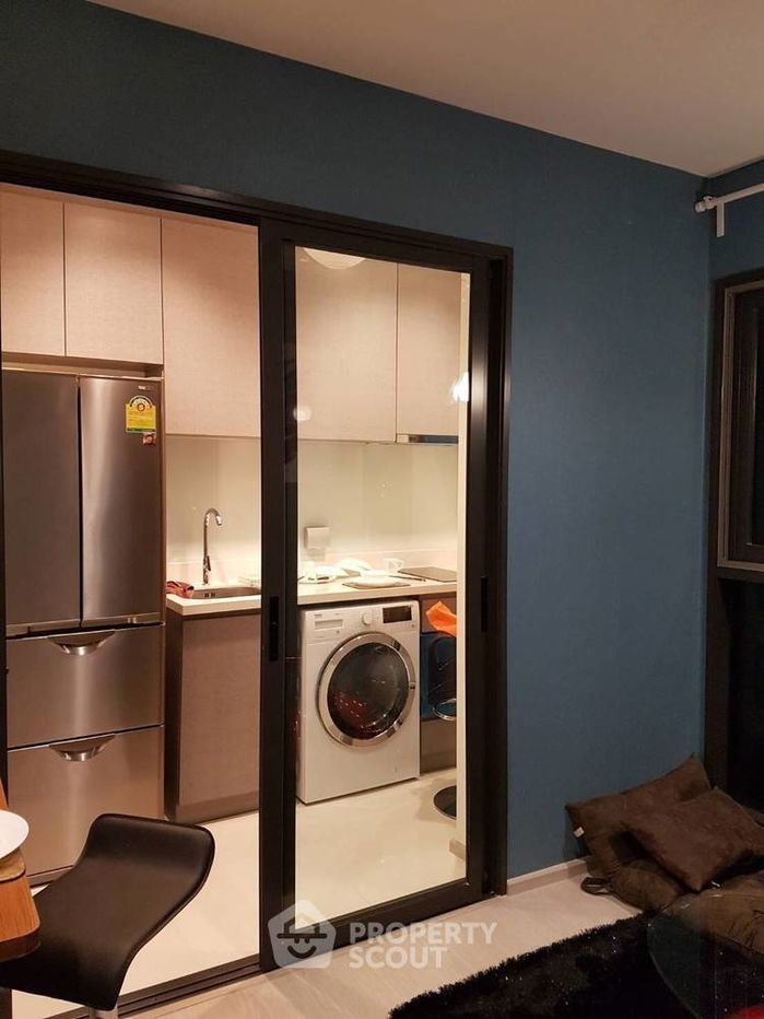 รูป คอนโด 1-ห้องนอน ที่ ริทึ่ม สุขุมวิท 36-38 ใกล้ BTS ทองหล่อ (ID 372667) - รูปที่ 3/4