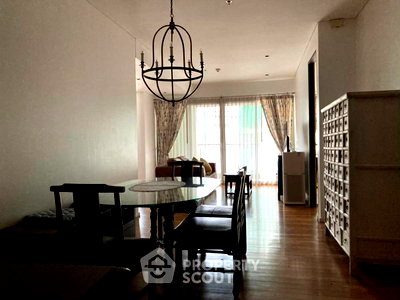 Condos for sale : 2-BR Condo at The Lakes Bangkok near BTS Asok (ID 1406308)