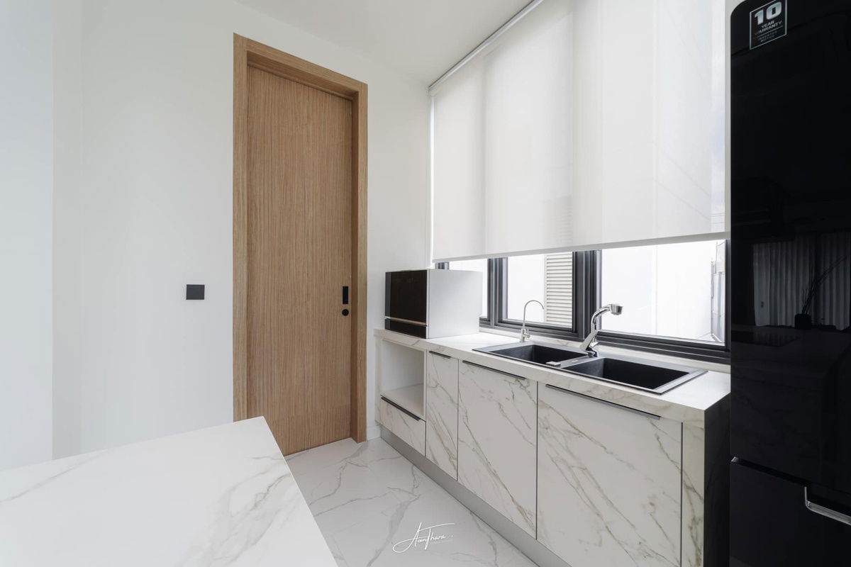 รูป 🔥For Rent!! ready to move-in 3b4b 250k - Home - Soi Ekkamai 10 📞Call 096 896 5953 - รูปที่ 10/33