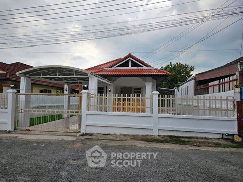 บ้าน 2-ห้องนอน ใน สัตหีบ (ID 2135424)