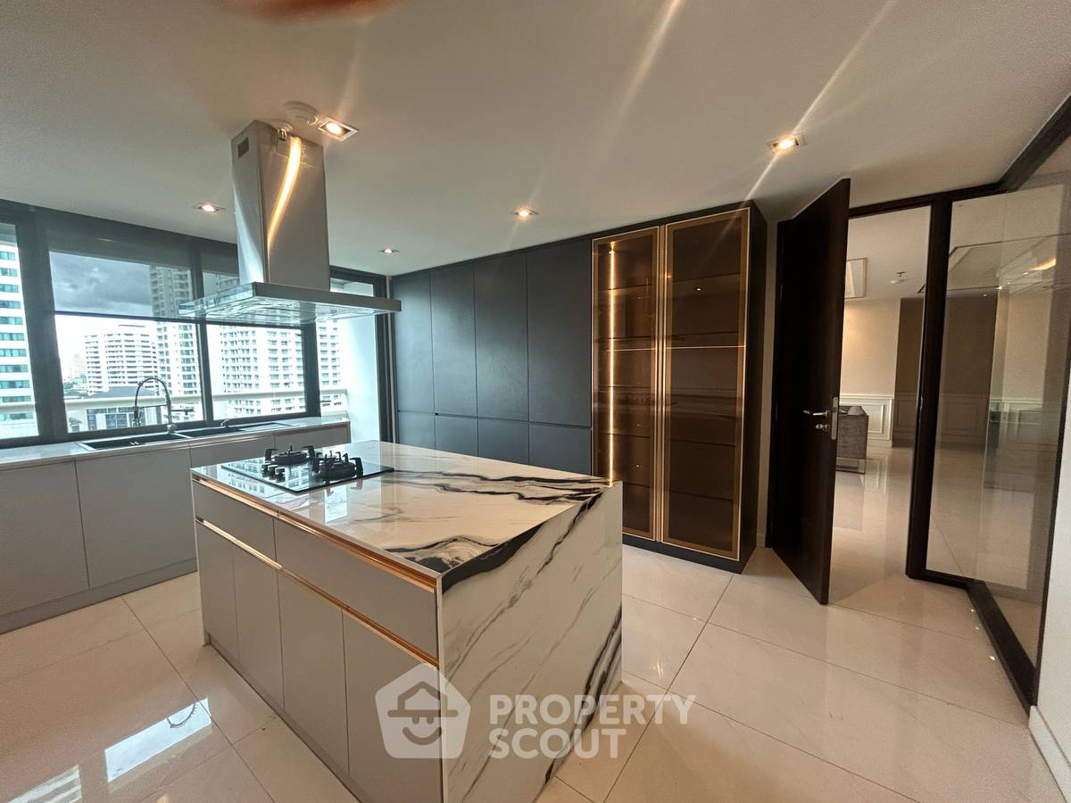 picture 3-BR Condo at Fairview Tower near BTS Asok (ID 2304174) - 10/25