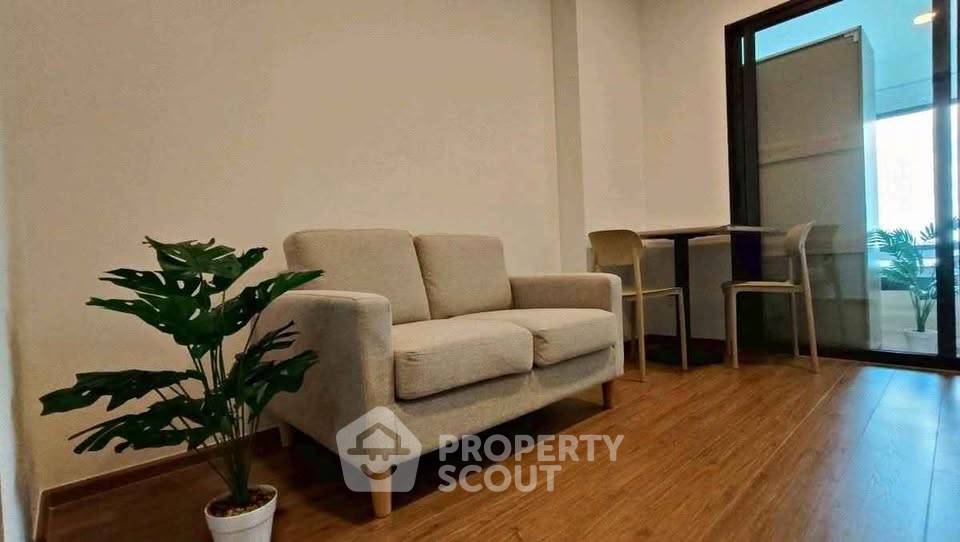 picture 1-BR Condo at The Livin Ramkhamhaeng in Hua Mak (ID 2307728) - 8/14
