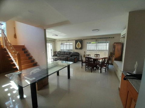 Single house for rent, Phasorn Prestige On Nut, 169 sq m, 55 sq wa