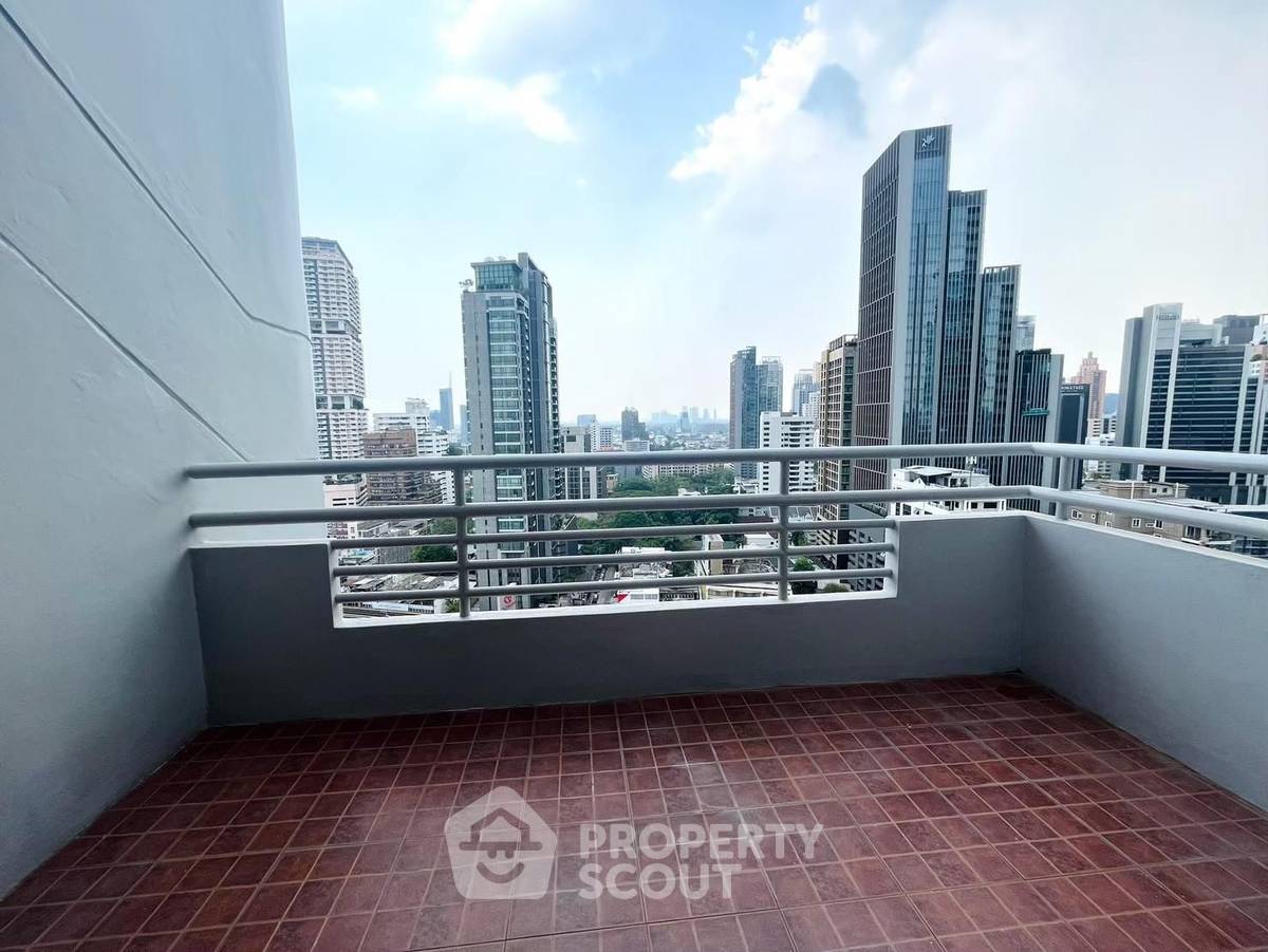 picture 3-BR Condo at Acadamia Grand Tower near BTS Phrom Phong (ID 1822235) - 22/28