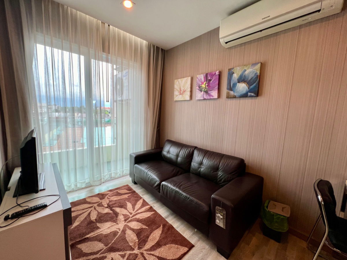 picture 🔥 Room for RENT! at Prime Square Condominium  in Nimman area (Corner Room / Mountain View) - next to Maya Shopping Mall - 1/11
