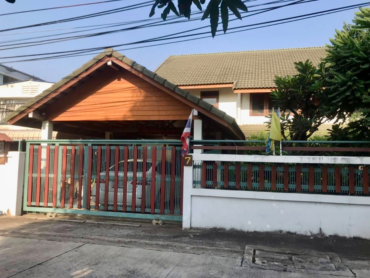 picture For Sale: 2-Storey Single House with Guest House – Seri Rama 9, Soi 58 Yaek 8 Perfect for a big family or those seeking comfort, privacy - 2/18