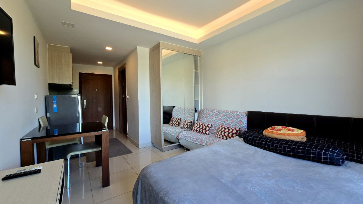 picture Studio for sale Laguna Beach Resort 2 foreign quota - 4/12