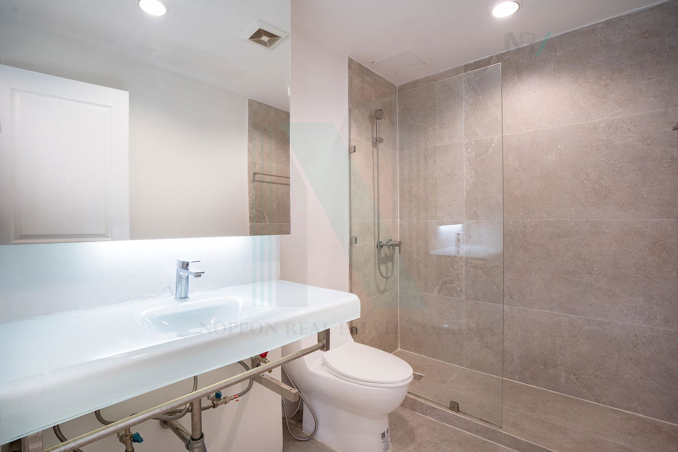 picture 🎉 For Sell Condo THE WATERFORD DIAMOND Building 1, Floor 15,4 bed room, Room size 121 sqm - 6/8