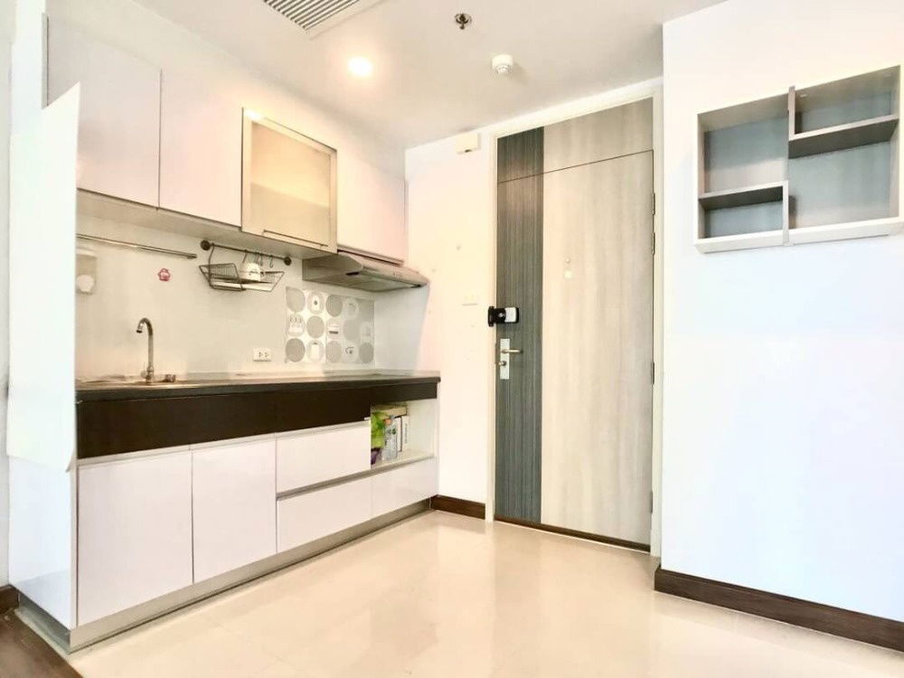 รูป ห้องว่าง❤️ราคาต่อรองได้✅สนใจห้องนี้ทักได้เลยนะคะ❣️❣️❣️ศุภาลัย ไลท์ สาทร - เจริญราษฎร์ - รูปที่ 3/7