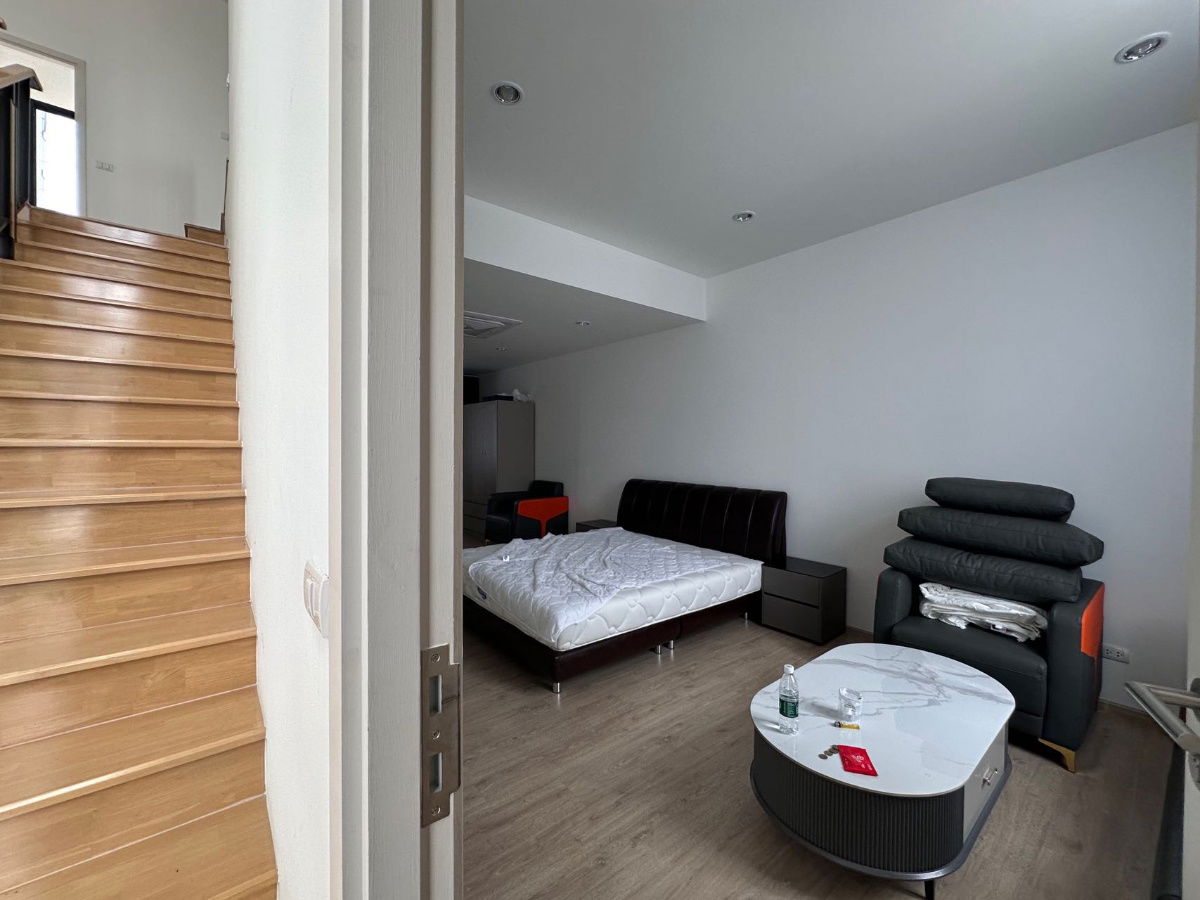 รูป S550 🏠 ขายด่วน! 📍 Estara Haven Phatthanakan 20 💥 ถูกจริง! ราคาเพียง 8 ล้านบาท (ต่ำกว่าตลาด 4.5–6.5 ลบ.) - รูปที่ 9/18