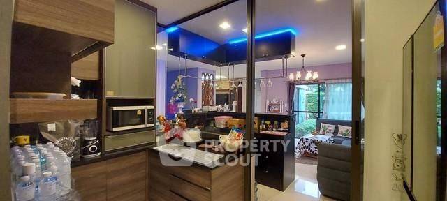 รูป บ้าน 4-ห้องนอน ที่ มัณฑนา เลค วัชรพล ใน ออเงิน (ID 2148368) - รูปที่ 3/8
