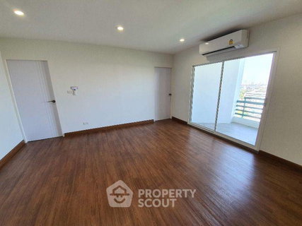 รูปภาพ 2-BR Condo at Rama VI Mansion Condominium near MRT Bang Pho (ID 1725357)