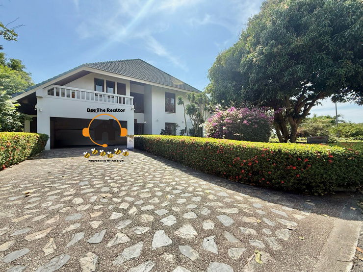 picture House  for Sale at Pheonix Golf & Country Club, Pattaya - 1/41